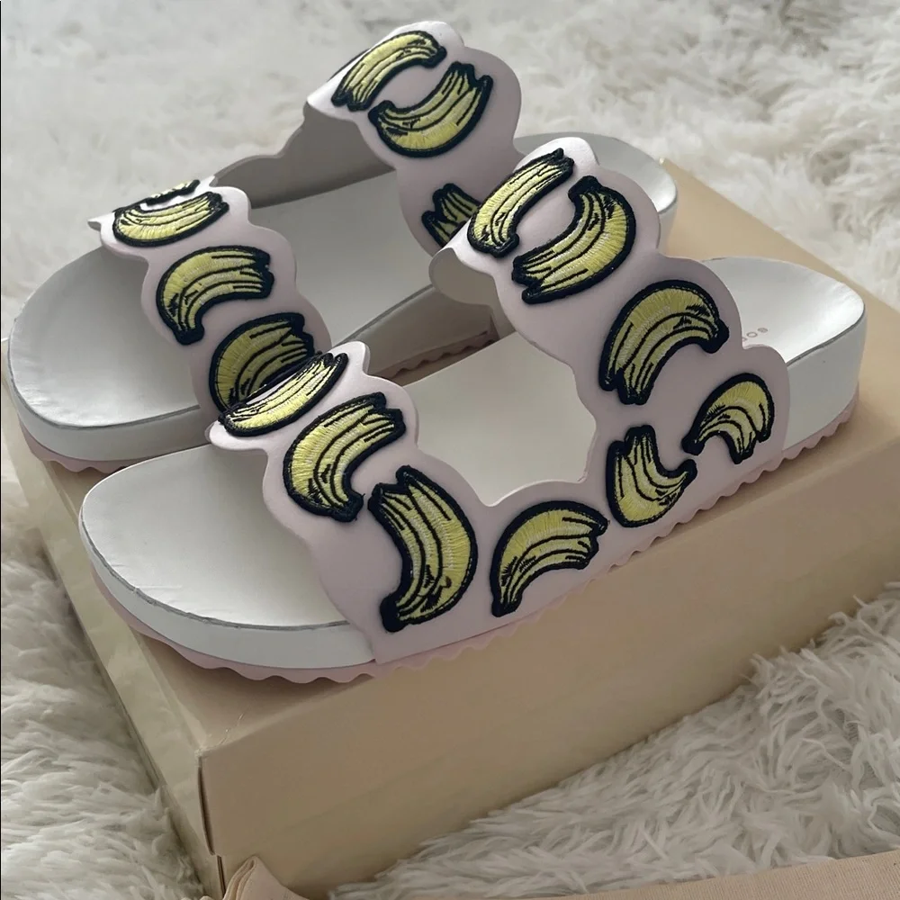 NWT! Sophia Webster Becky Pink Banana Slides. Size 38.5. Includes box. Was $345 - Picture 3 of 5